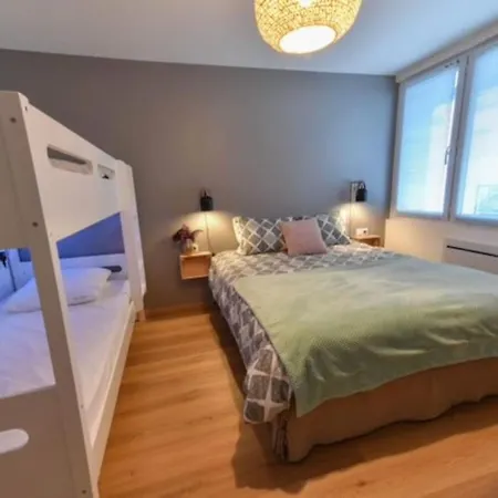 Marche Arago 別荘 *